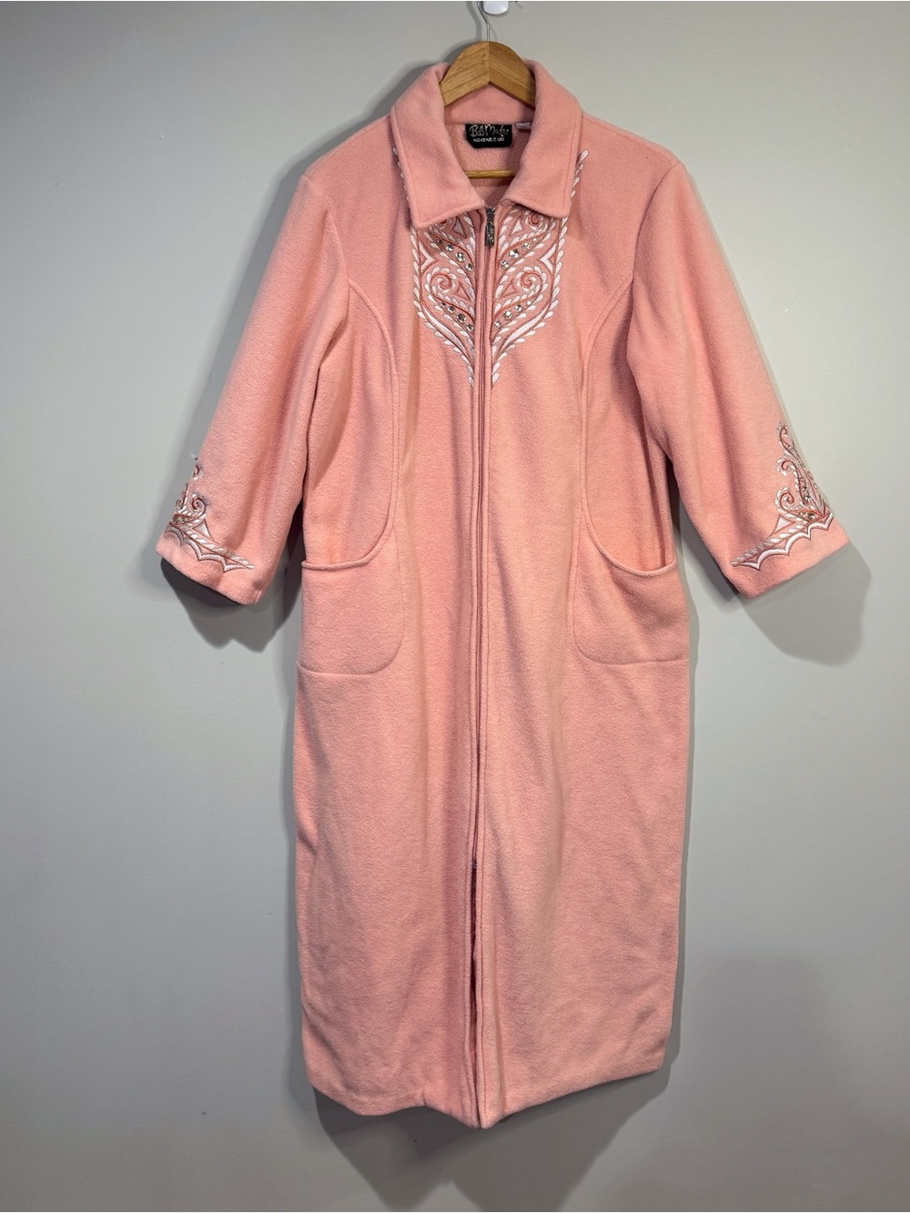Bob Mackie Wearable Art Peach Fleece Embroidered Zip Robe Rhinestones Ornate L